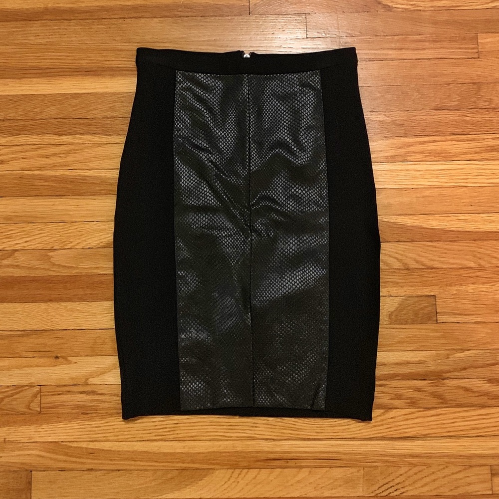 Club Monaco Snakeskin Pencil Skirt